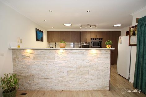 Property photo of 14 Nayler Crescent Warrnambool VIC 3280