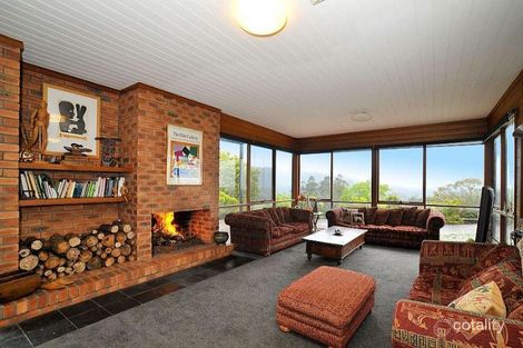 Property photo of 2 Blue Bell Court The Patch VIC 3792