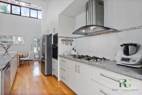Property photo of 5 Hatfield Way Booragoon WA 6154