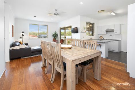 Property photo of 38 Pacific Crescent Ashtonfield NSW 2323