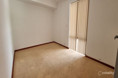 69 South Lake Dr, South Lake, WA 6164