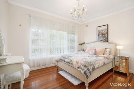 Property photo of 25 Hillmont Avenue Thornleigh NSW 2120