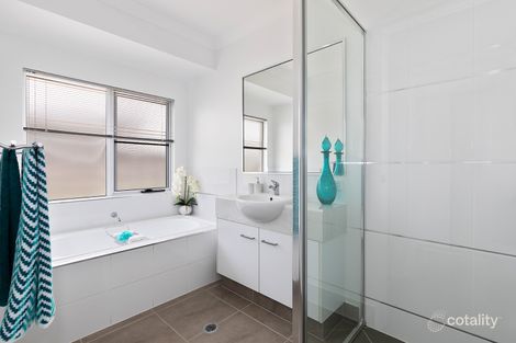 Property photo of 15 Barratonia Way Mount Low QLD 4818