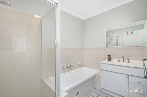 Property photo of 2/41 Denton Park Drive Rutherford NSW 2320