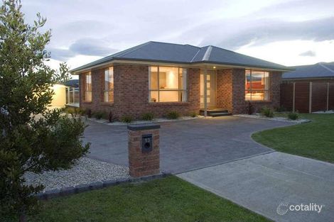 13 Jacaranda Dr, Margate, TAS 7054