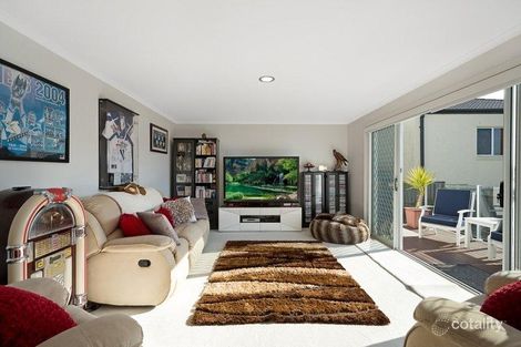 Property photo of 6 Lauren Court Tura Beach NSW 2548