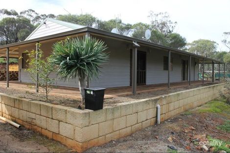 Property photo of 76 Horseshoe Road Coondle WA 6566