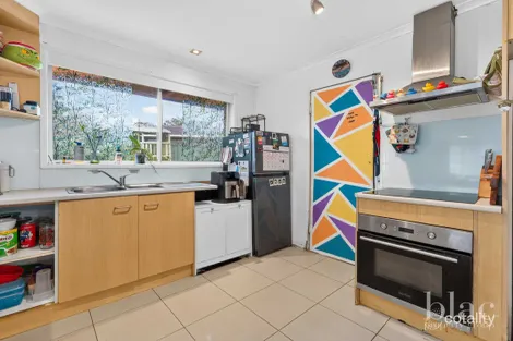 Property photo of 8 Chambery Road Petrie QLD 4502
