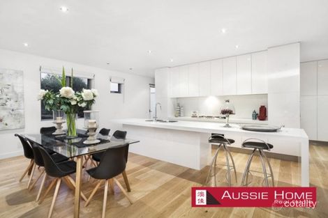 Property photo of 11 Lower Drive Kew VIC 3101