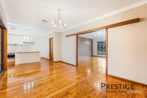 Property photo of 7 Albany Close Wakeley NSW 2176