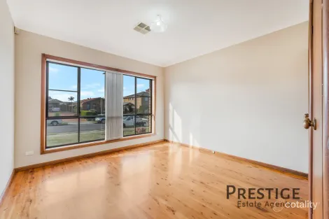 Property photo of 7 Albany Close Wakeley NSW 2176