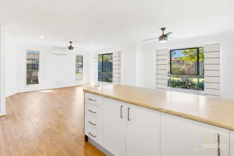 Property photo of 1/41 Pembridge Circuit Urraween QLD 4655