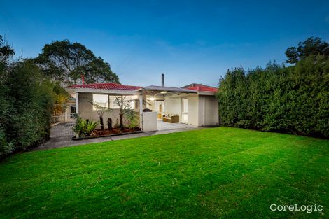 Property photo of 18 Dumfries Way Wantirna VIC 3152
