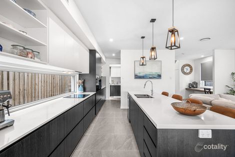 Property photo of 15 Lucy Street Thorneside QLD 4158