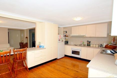 Property photo of 33 Chamberlain Road Wyoming NSW 2250