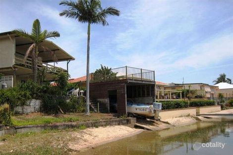 Property photo of 2 Crest View Key Broadbeach Waters QLD 4218