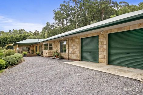 40 Mcconachys Rd, Three Bridges, VIC 3797