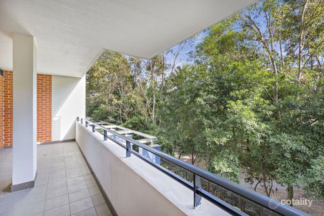 Property photo of 379/4 The Crescent Wentworth Point NSW 2127