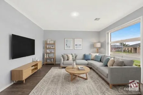 16a Diamond Pde, Skye, VIC 3977