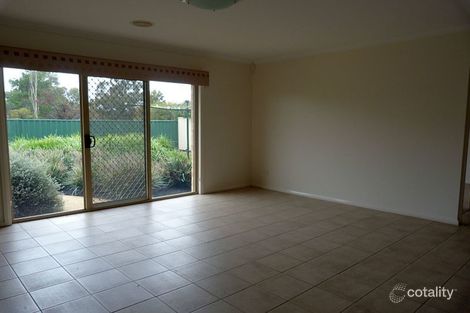 Property photo of 17 Wendouree Drive Kialla VIC 3631