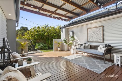 Property photo of 14 Brookfield Avenue Warilla NSW 2528