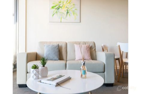 Property photo of 903/55 Queens Road Melbourne VIC 3004