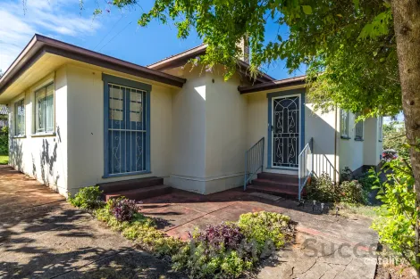 76 Lindsay St, East Toowoomba, QLD 4350