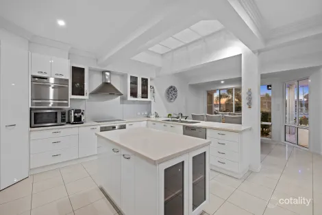 Property photo of 28 Anchorage Drive Cleveland QLD 4163