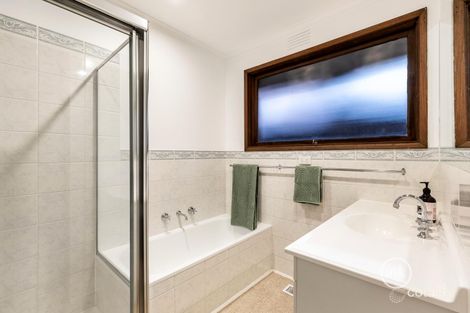 Property photo of 16 Gleeson Drive Bundoora VIC 3083