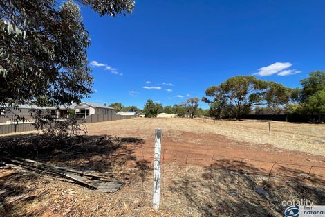 6 Burn St, Northam, WA 6401