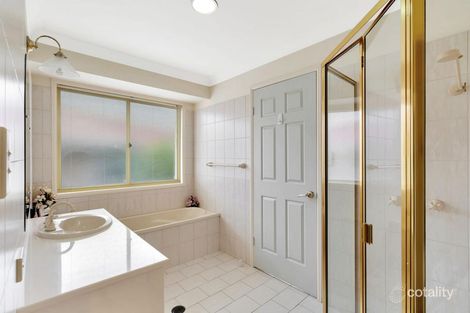 Property photo of 8 Bellavista Close Highland Park QLD 4211
