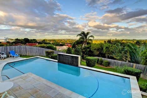 Property photo of 18 Bellavista Close Highland Park QLD 4211