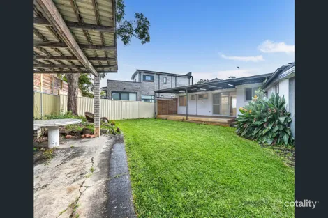 14 Barbara Cres, Merrylands, NSW 2160