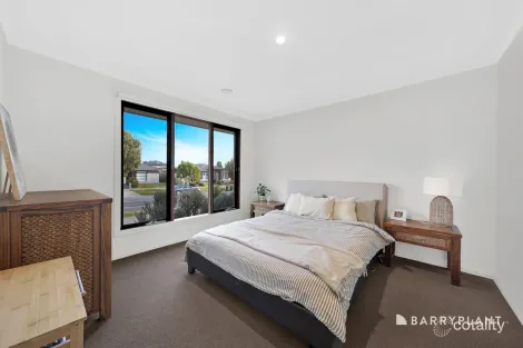 Property photo of 101 Wallaroo Way Doreen VIC 3754