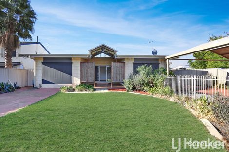 Property photo of 1/4 Oversby Street Halls Head WA 6210