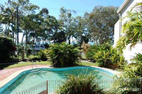 Property photo of 1/101-105 Arlington Esplanade Clifton Beach QLD 4879