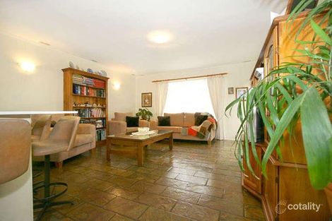 Property photo of 2 Wooral Court Notting Hill VIC 3168