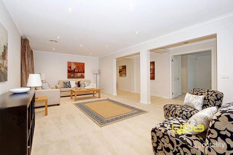 Property photo of 22 Highbury Drive Hillside VIC 3037