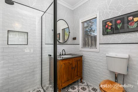 Property photo of 4 Kerford Crescent Point Cook VIC 3030