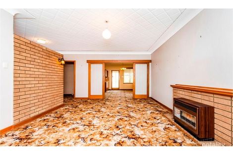 Property photo of 116 Howes Crescent Dianella WA 6059