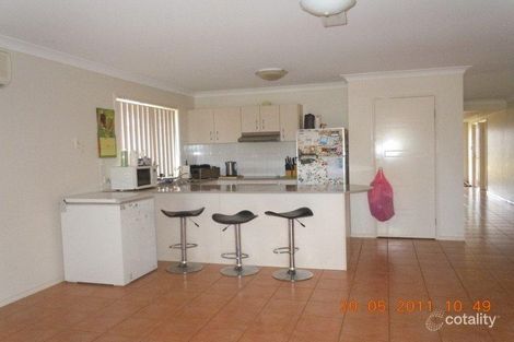 Property photo of 16 Rhiannon Drive Flinders View QLD 4305