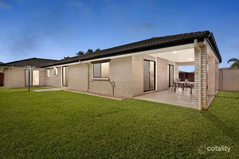 Property photo of 50 Taylor Place Mackenzie QLD 4156