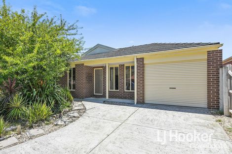 Property photo of 17 Grand Central Boulevard Pakenham VIC 3810