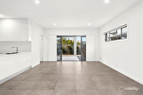 Property photo of 30 Elizabeth Circuit Flinders NSW 2529