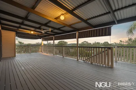 Property photo of 28 Braeside Road Bundamba QLD 4304