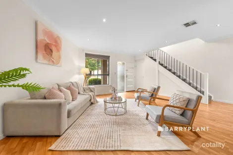 Property photo of 6/59 Fairholme Boulevard Berwick VIC 3806