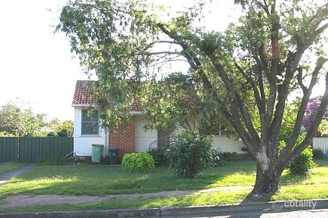 75 Stokes Cct, Taree, NSW 2430