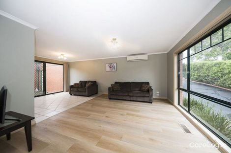 Property photo of 20/2-8 Knight Crescent Roxburgh Park VIC 3064