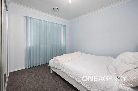 Property photo of 5 Coocook Place Gobbagombalin NSW 2650
