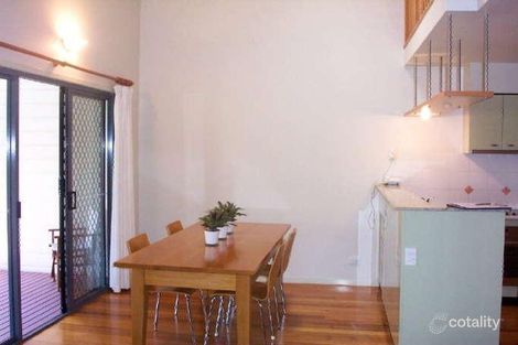 Property photo of 6/9 Rosecliffe Street Highgate Hill QLD 4101